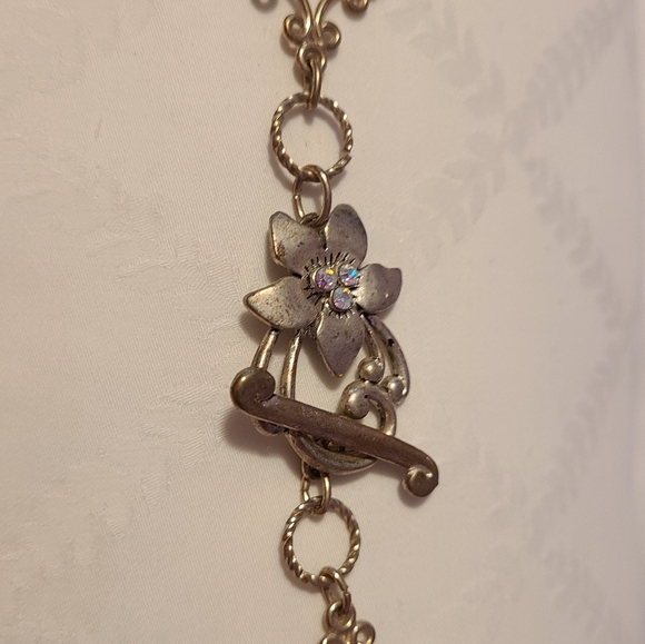 Butterfly Necklace and Earrings Set. EUC - Picture 4 of 6